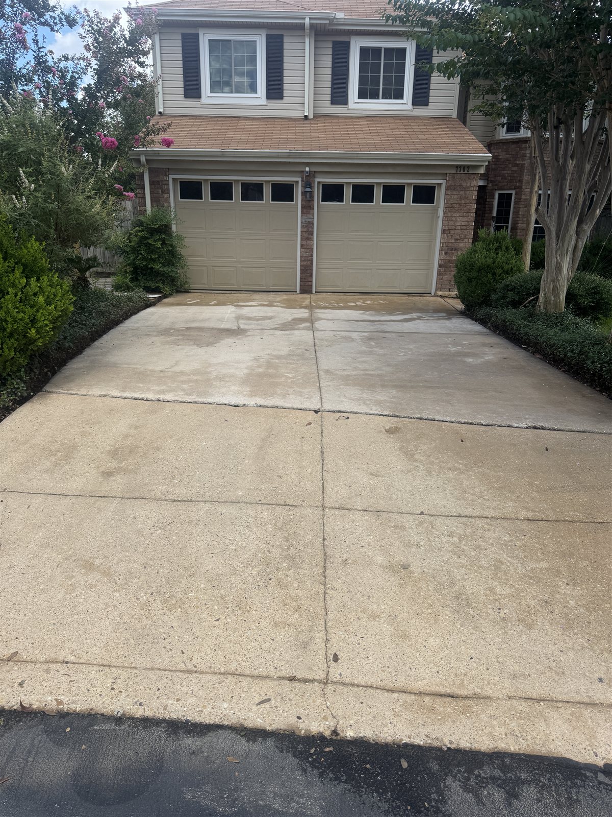 Residential Driveway after pressure washing in San Antonio